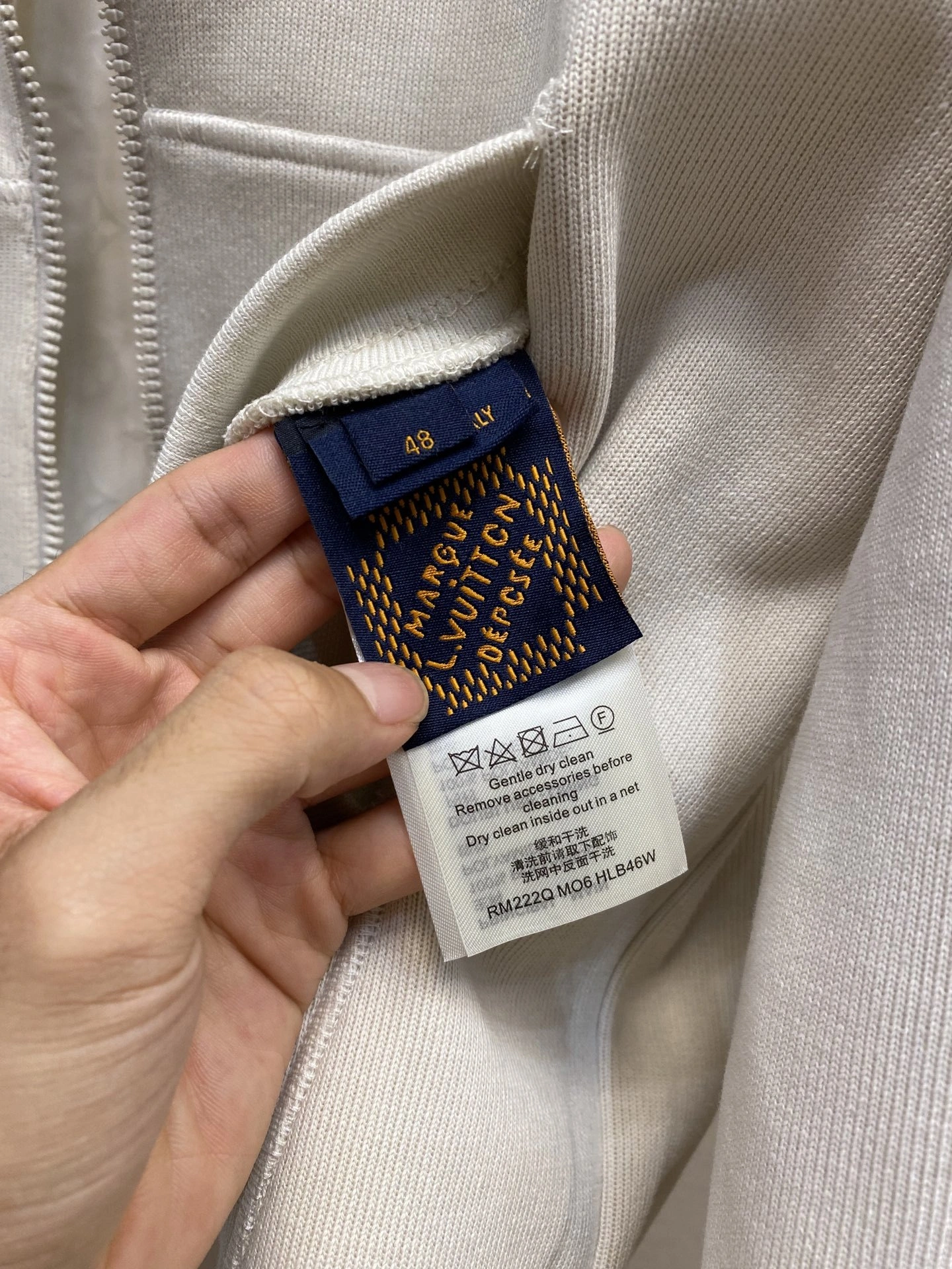 wg.luxury- 8V item:E-F208H2521